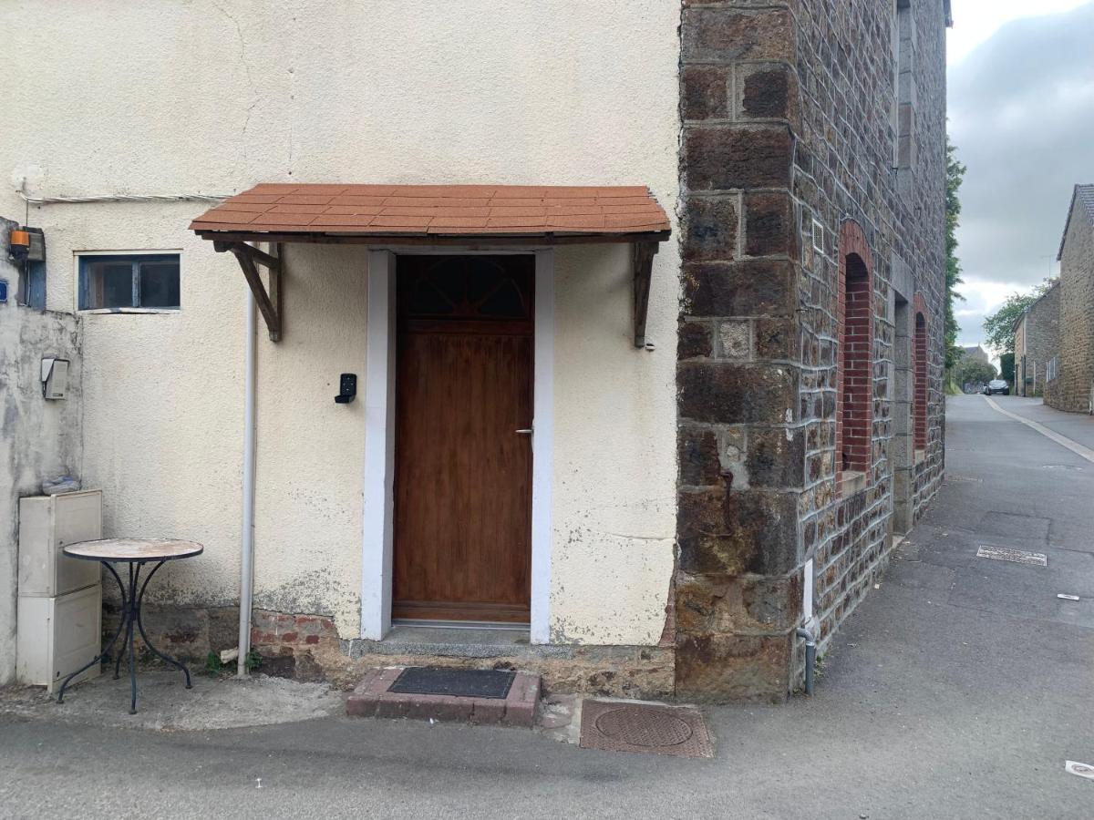Ducey-Les Cheris Etape Mont Saint Michel St Malo 50220 Kültér fotó